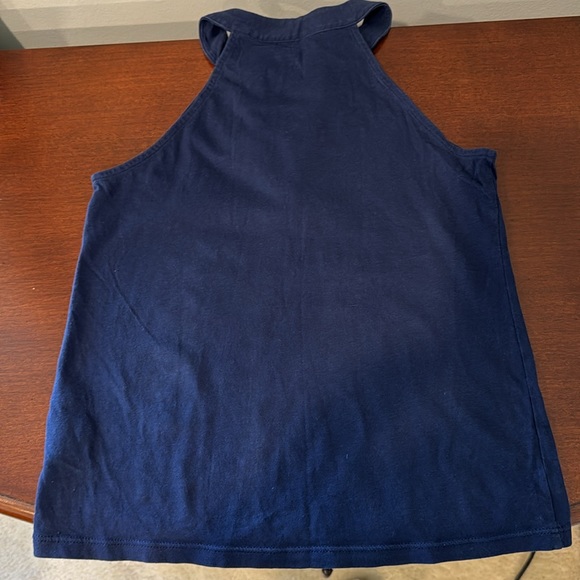 2 Lilly Pulitzer girls tops size L (8-10). - Picture 6 of 7